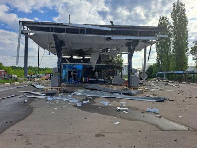 27 мая в городе Ливны вражескими беспилотниками была атакована топливно-заправочная станция